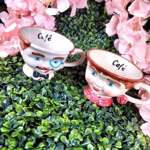 💥 Vintage pair of face coffee cups